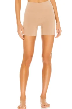 Women Yummie Lingerie & Sleepwear>Bria No Roll Short