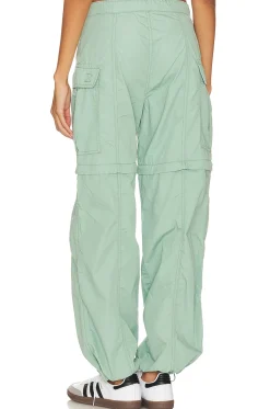 Women LEVI'S Pants><noscript><img width=