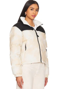 Women The North Face Jackets & Coats><noscript><img width=