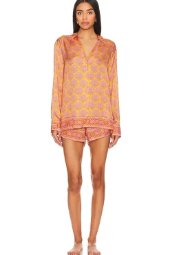 Women Show Me Your Mumu Lingerie & Sleepwear><noscript><img width=
