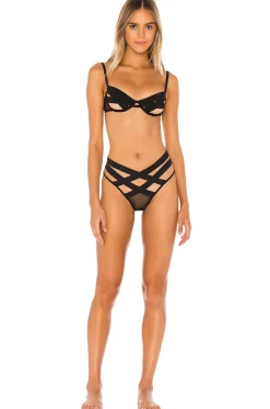 Women BLUEBELLA Lingerie & Sleepwear><noscript><img width=