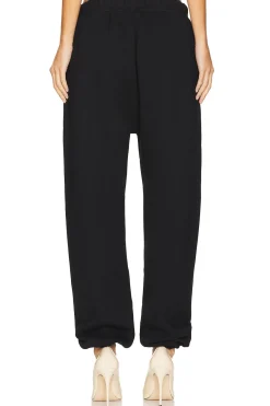 Women Fear of God ESSENTIALS Pants|Loungewear><noscript><img width=