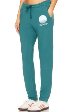 Women Free & Easy Pants><noscript><img width=