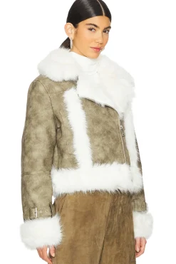 Women Apparis Jackets & Coats><noscript><img width=