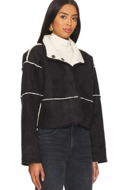 Women Velvet by Graham & Spencer Jackets & Coats><noscript><img width=