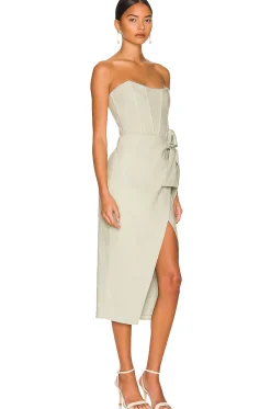 Women V. Chapman Dresses><noscript><img width=