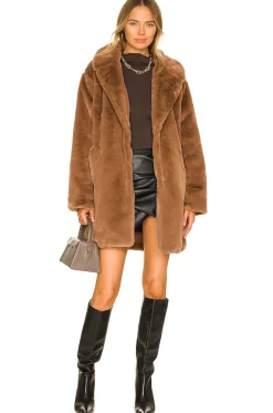 Women LAMARQUE Jackets & Coats>Linnea Faux Fur Jacket