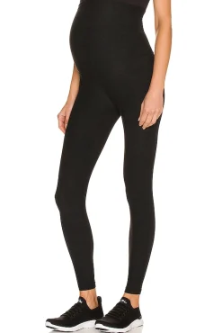 Women Beyond Yoga Pants><noscript><img width=