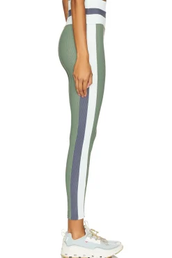 Women BEACH RIOT Pants><noscript><img width=