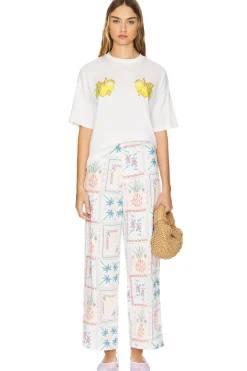Women Never Fully Dressed Pants><noscript><img width=
