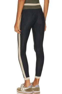 Women BEACH RIOT Pants><noscript><img width=