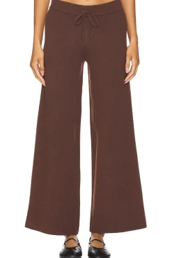 Women 525 Matching Sets><noscript><img width=