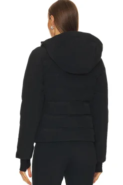 Women Aztech Mountain Jackets & Coats><noscript><img width=