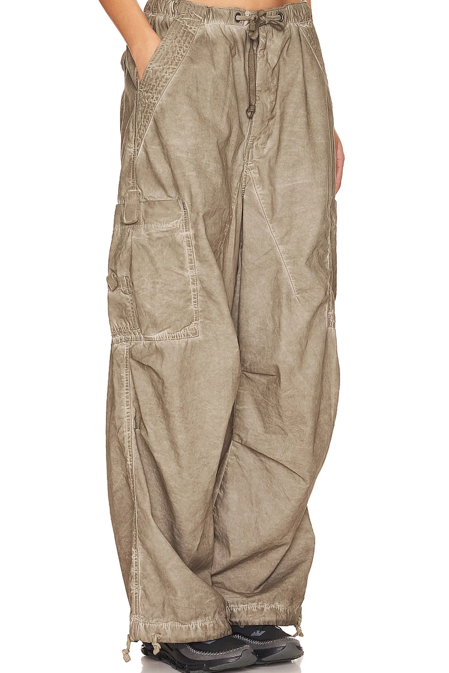 Women Jaded London Pants>Oil Wash Parachute Pants