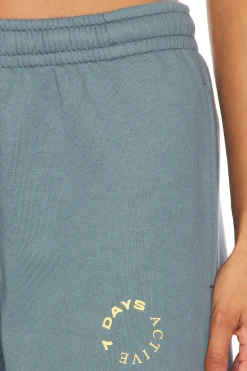 Women 7 Days Active Pants|Loungewear><noscript><img width=