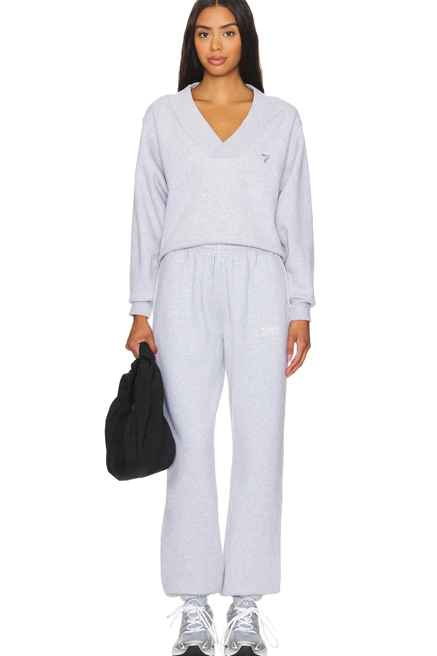 Women 7 Days Active Loungewear>Organic V Neck Jumper