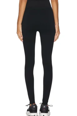 Women Perfect Moment Pants><noscript><img width=