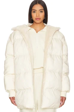 Women WellBeing + BeingWell Jackets & Coats>Poppy Reversible Puffer