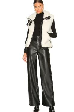 Women SAM. Jackets & Coats><noscript><img width=