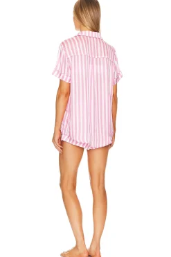 Women Show Me Your Mumu Lingerie & Sleepwear><noscript><img width=