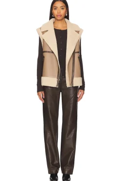Women HEARTLOOM Jackets & Coats><noscript><img width=