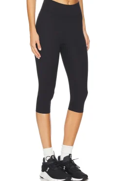 Women 437 Pants>The Capri Legging
