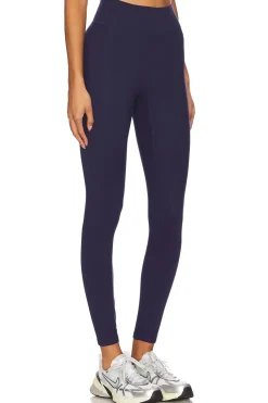 Women 437 Pants>The Essentials Legging