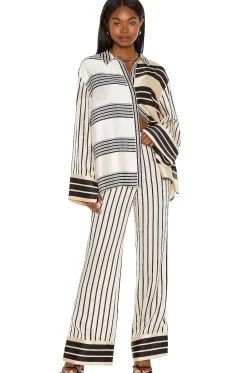 Women L'Academie Pants><noscript><img width=