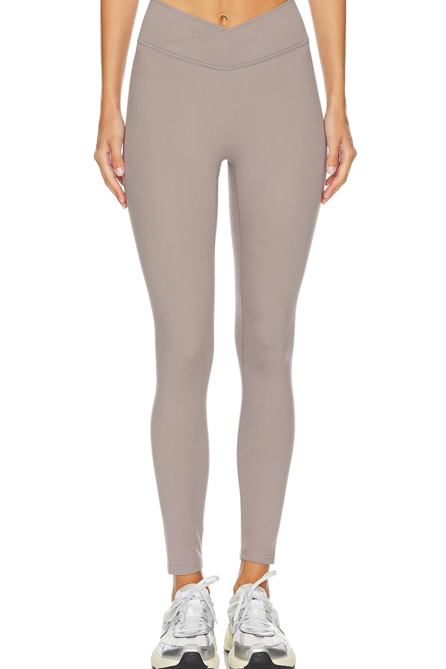 Women 437 Pants>The V Legging