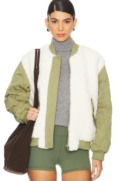 Women BLANKNYC Jackets & Coats>Top Tier Jacket