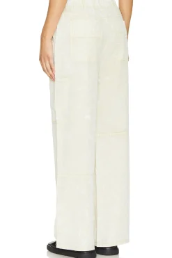 Women Central Park West Pants><noscript><img width=