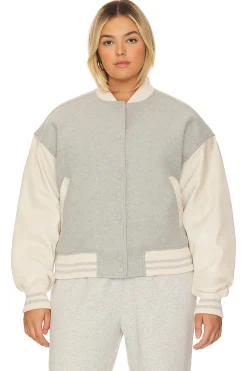 Women Good American Jackets & Coats><noscript><img width=