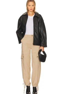 Women Line & Dot Pants><noscript><img width=