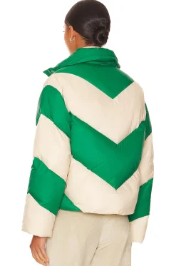 Women L'Academie Jackets & Coats><noscript><img width=