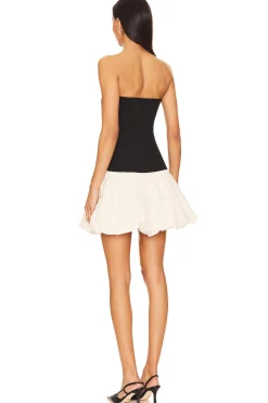 Women Lovers and Friends Dresses><noscript><img width=