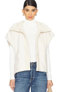 Women Free People Jackets & Coats>x FP Movement Scout It Out Fleece Vest In Birch Tree