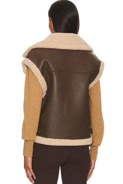 Women HEARTLOOM Jackets & Coats><noscript><img width=