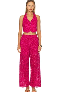 Women Waimari Pants><noscript><img width=